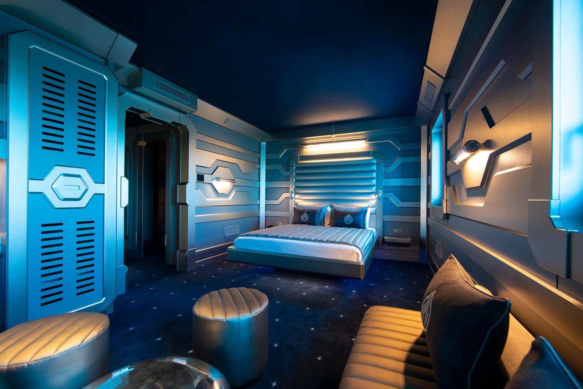 Hotel Station Cosmos Chasseneuil-du-Poitou Esterno foto